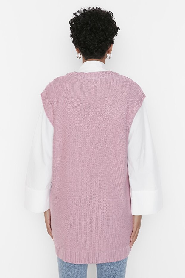 Różowy sweterek z dekoltem w kształcie litery V TCTAW23SV00005 - 5