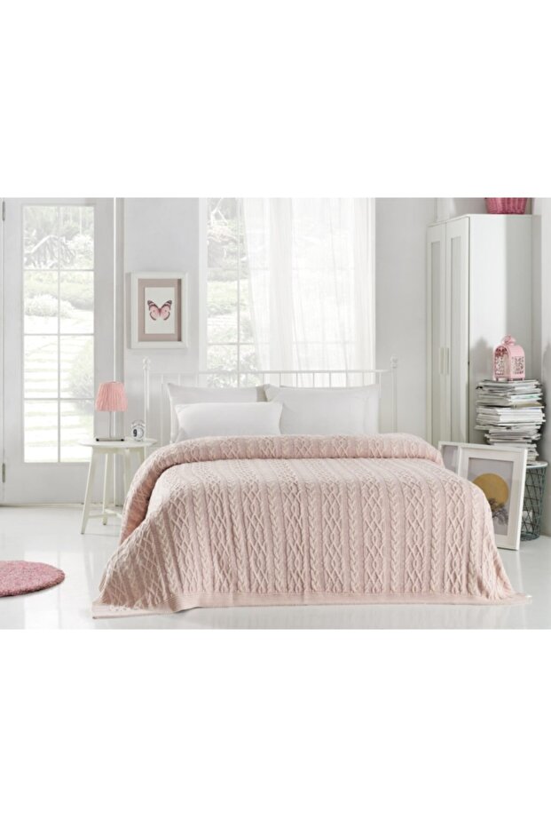 Knitted Double Blanket Powder