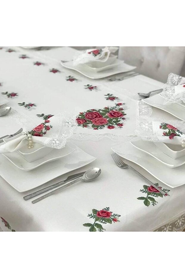 Cross Stitch Printed Laced Tablecloth
