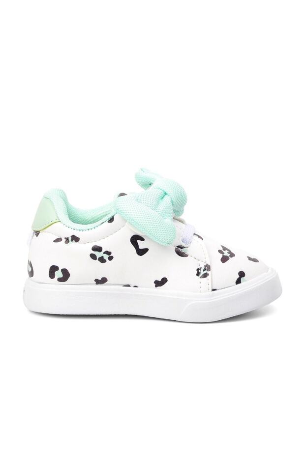 Merlin White-Green Girls' Casual Sports Shoes