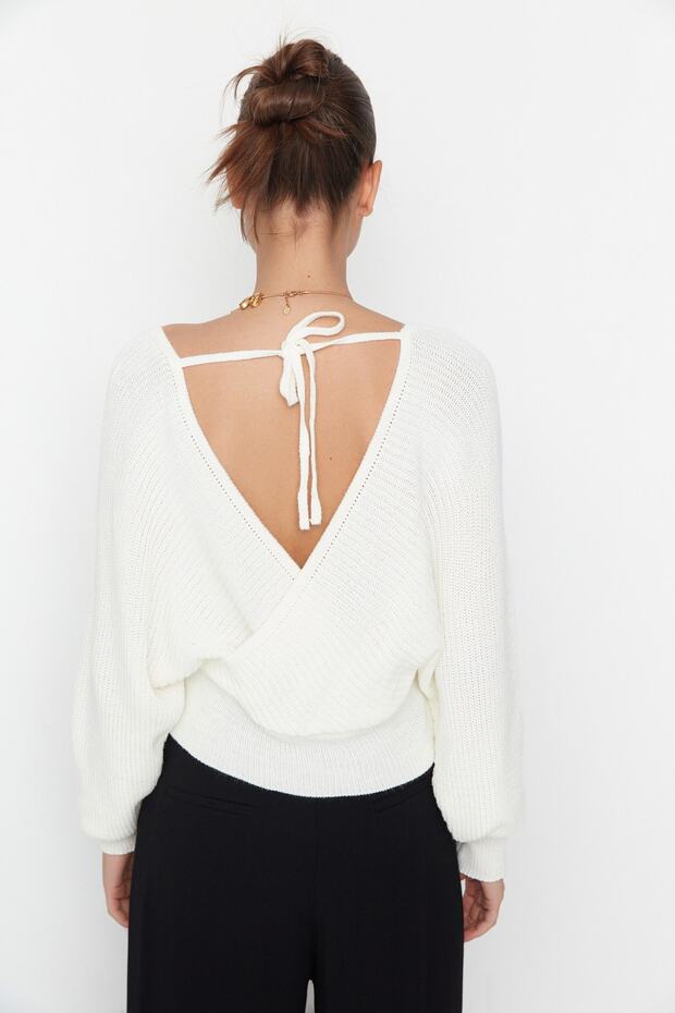 Ecrufarbener zweireihiger Strickpullover TWOAW21KZ1277 - 5