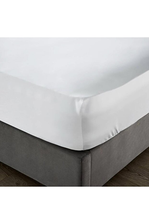 طقم ملاءات مطاطية مقاس 180x200 سم من Ranforce - أبيض