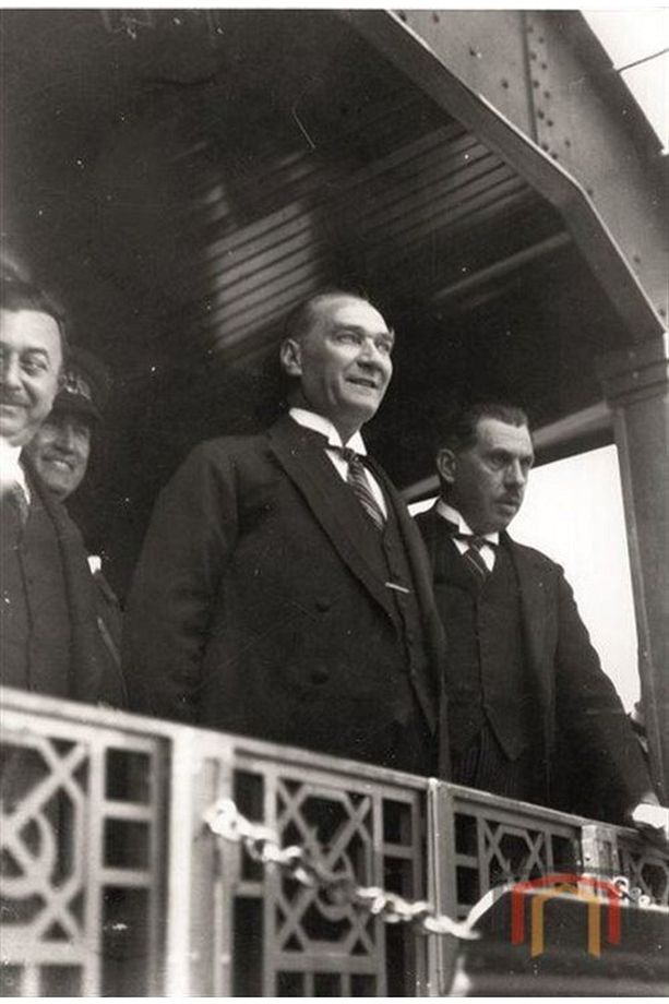 Hoş Geldin Gazi Atatürk'ün İstanbul Günleri 1927 1938 - 3
