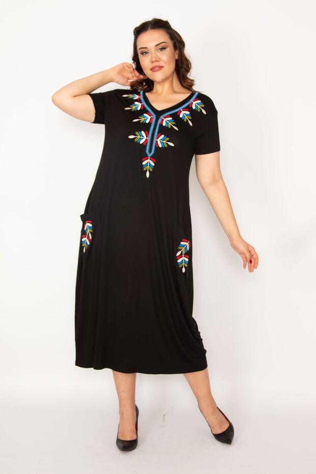 Women's Large Size Black Embroidery Detailed V-Neck Viscose Dress 65n33179