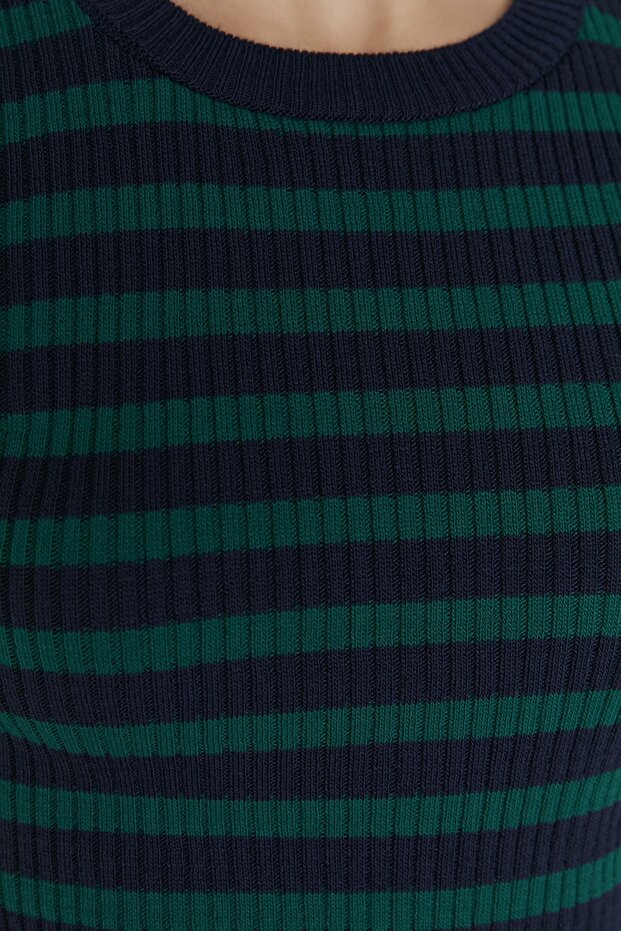 Marineblauer Basic-Strickpullover mit Streifen TWOSS20KZ0075 - 5