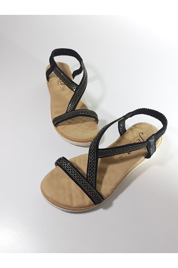 صنادل صيفية لامعة منقوشة عرقيًا من Jena - 2