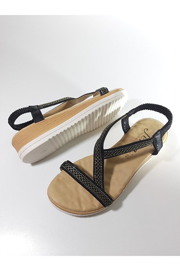 صنادل صيفية لامعة منقوشة عرقيًا من Jena - 6