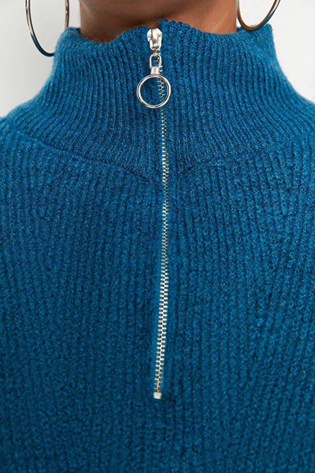 Blauer Strickpullover mit weicher Struktur und Reißverschluss TWOAW20XS0009 - 4