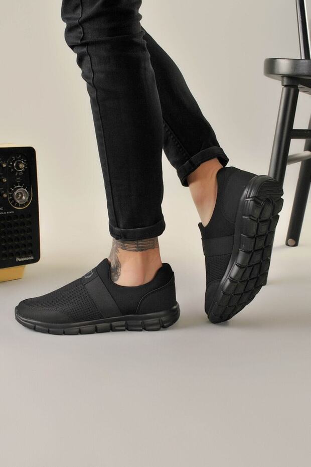 Men's Black Elastic Orthopedic Sports Shoes