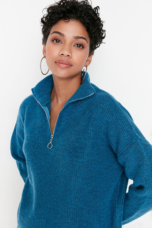 Blauer Strickpullover mit weicher Struktur und Reißverschluss TWOAW20XS0009 - 3