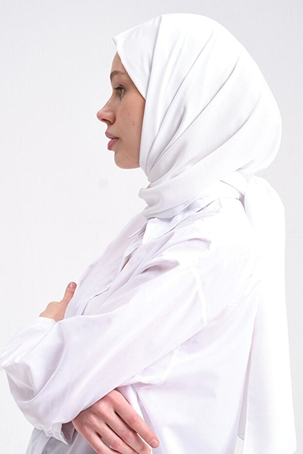 Cmzcollection شال أبيض ممشط