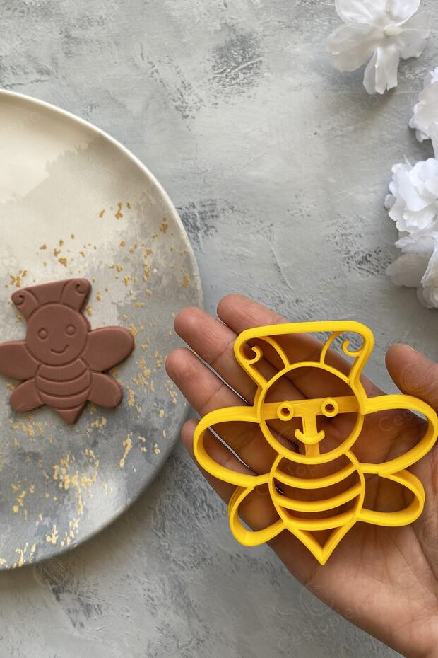 Bee Cookie Mold - 2