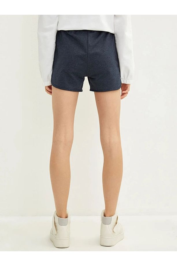 Lcw Casual Beli Lastikli Düz Kadın Bermuda Şort - 5