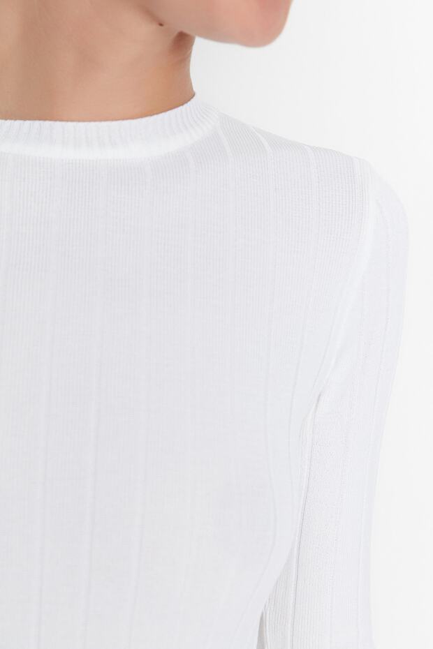 Ecrufarbener Basic-Strickpullover mit Rundhalsausschnitt TWOAW23KZ01249 - 3