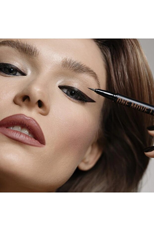 One Move Liquid Liner Chocolate - 8