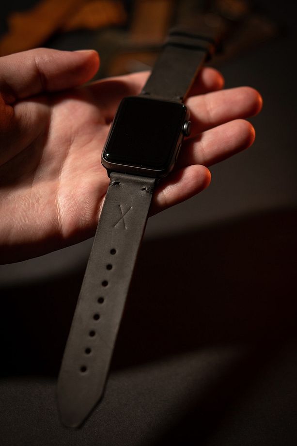 Minimal X Apple Watch Kordonu 42/44/45 Mm - Siyah Crazy - Gerçek Deri & El Yapımı - 7