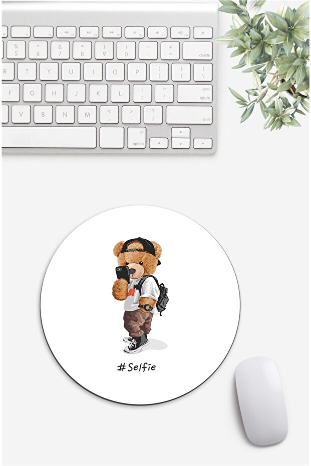 Selfie Teddy Patterned Mouse Pad - 1