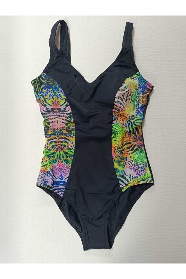 ملابس السباحة منقوشة - 1