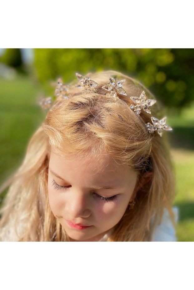 Crystal Stone Upright Queen Flower Motif Metal Luxury Crown Henna Engagement Adult Crown Gold