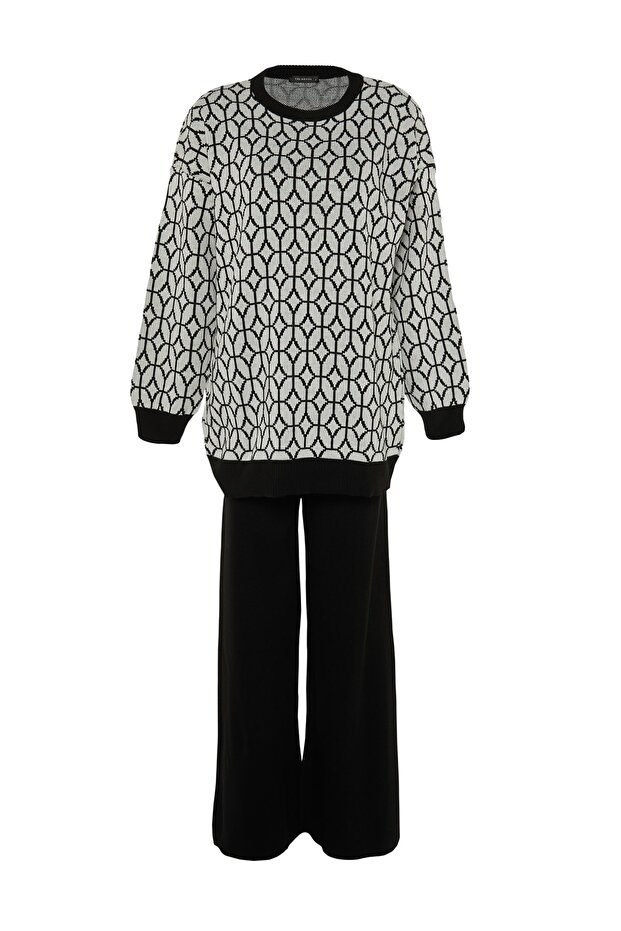 Siyah Geometrik Desenli Kazak-Pantolon Triko Takım TCTAW23US00006 - 8
