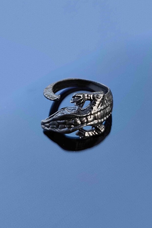 Grasping Crocodile Model Adjustable Black Ring - 5