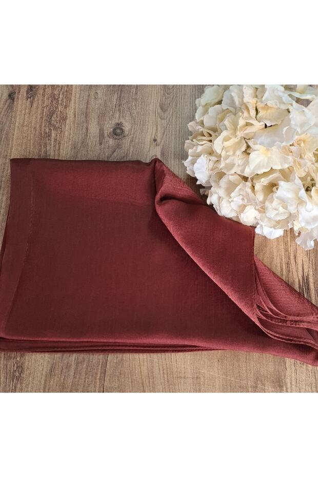 Shiny Shawls with Janjan