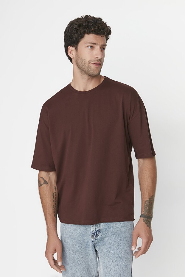 Kahverengi Oversize/Geniş Kesim %100 Pamuklu Kısa Kollu Basic T-Shirt TMNSS22TS0318 - 3