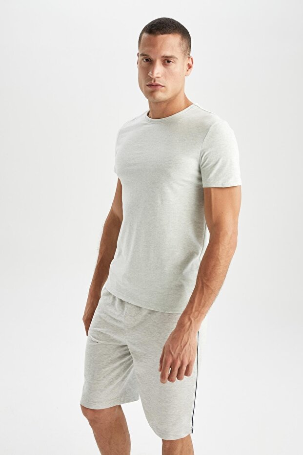 Slim Fit Crew Neck Basic Short Sleeve Undershirt - 1