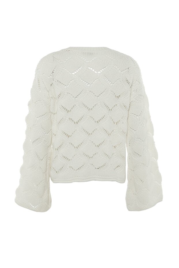 Ażurowy sweterek z dzianiny w kolorze ecru - z dziurkami TWOAW22KZ1171 - 8
