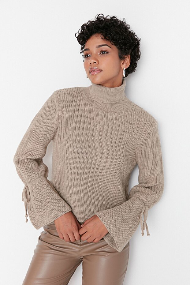 Strickpullover mit nerzfarbenen Ärmeln und Detail TWOAW23KZ01491 - 3