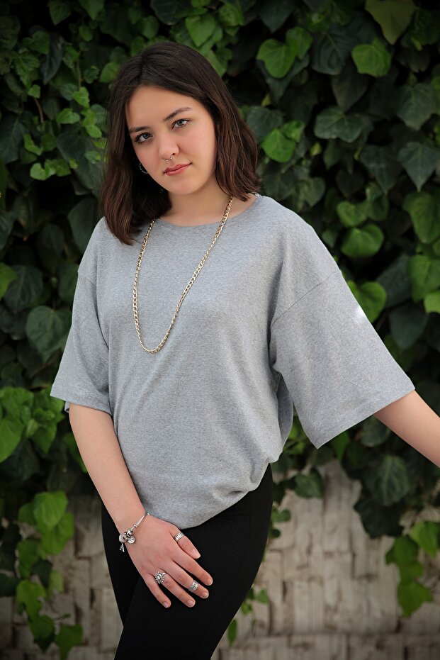 Oversize Basic T-shirt - 1