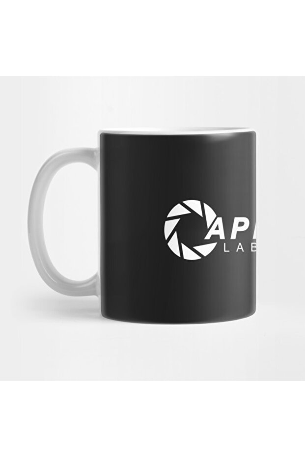 كوب مختبرات الفتحة