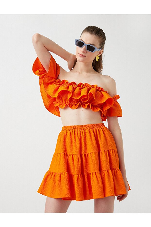 Flounce Crop Blouse
