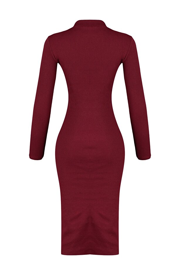 Elastyczna dzianina sznurkowa - sukienka midi z okrągłym dekoltem, rozcięcie, bordowa TWOAW21EL0135 - 14
