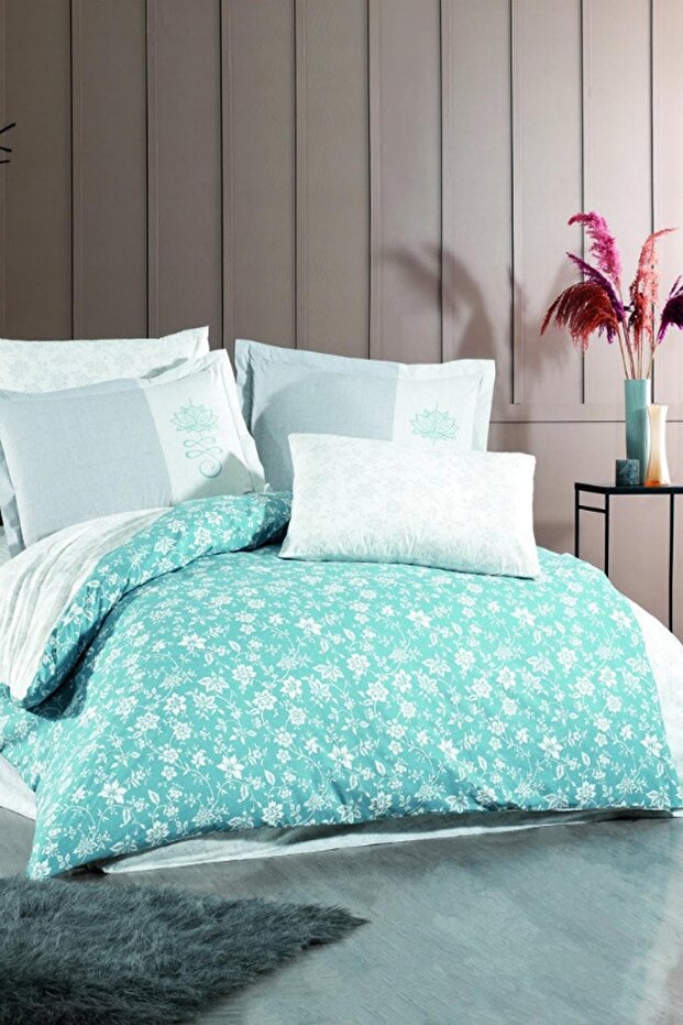 Carmen Poplin Double Bedding Set
