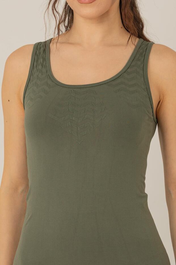 Seamless Bodysuit with Embossed Pattern - 3