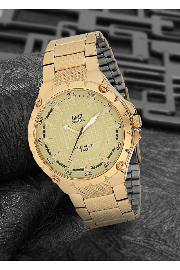 Men's Metal Wristwatch Q960