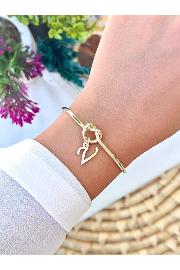 Love Knot Letter Bracelet Letter V