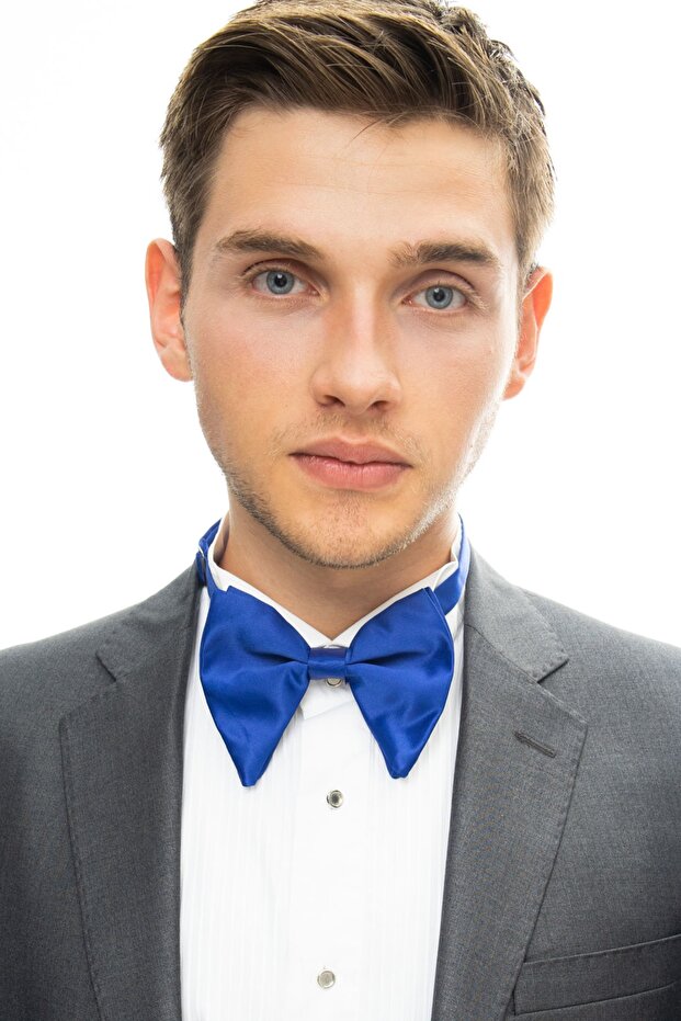 ربطة العنق الكبيرة - 1