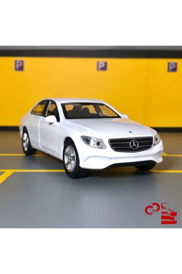 لعبة سيارة مرسيدس بنز الفئة E بمقياس 1/36 *c&c Model Garage* سحب قطرة دييكاست