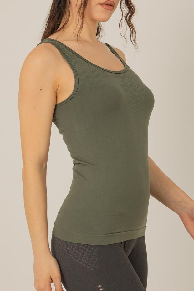Seamless Bodysuit with Embossed Pattern - 4
