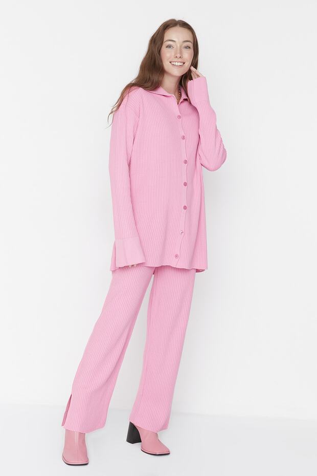 Pembe Yırtmaç Manşetli Hırka-Pantolon Mevsimlik Yumuşak Triko Takım TCTAW23US00028