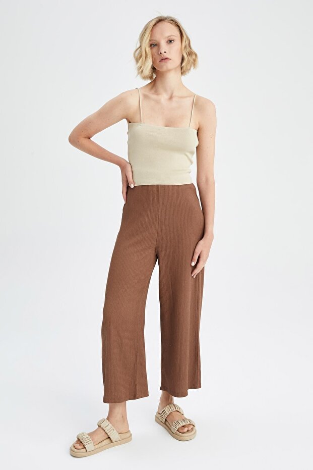 Basic-Capri-Hose - 1