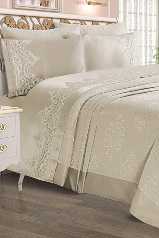 Sahara Pique Bedspread Set Double French Lace Cream