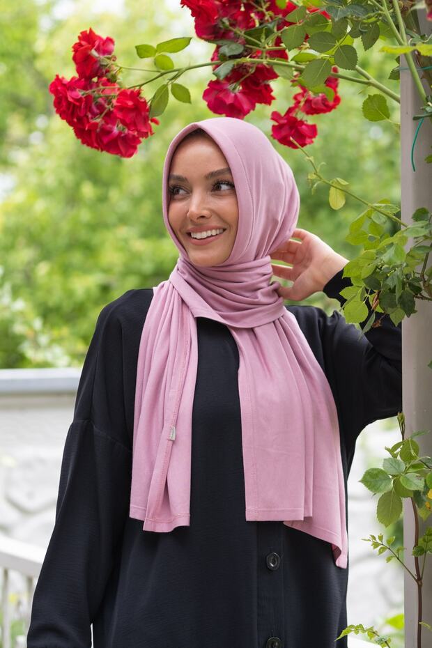 وشاح شال عملي جاهز من القطن الممشط باللون الوردي