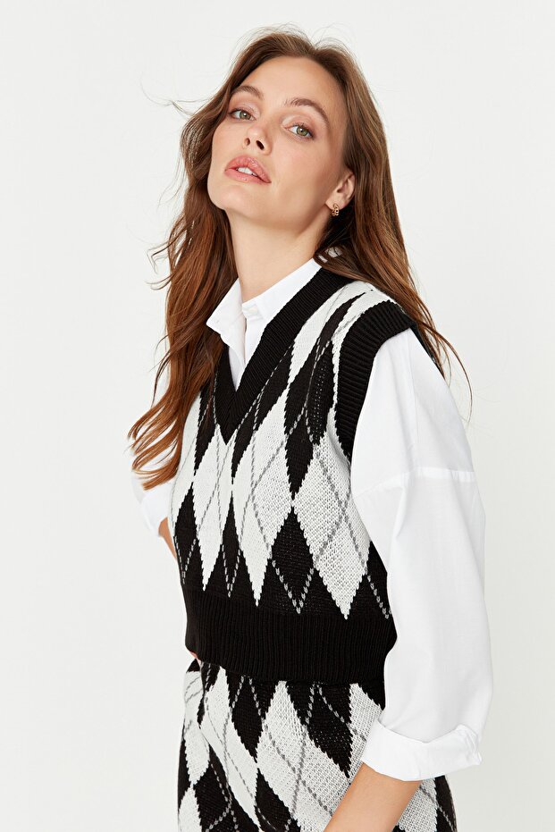 Siyah Crop Desenli/Jakarlı Triko Alt-Üst Takım TWOAW23AU00085 - 4