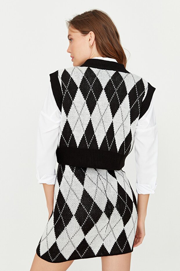 Siyah Crop Desenli/Jakarlı Triko Alt-Üst Takım TWOAW23AU00085 - 6