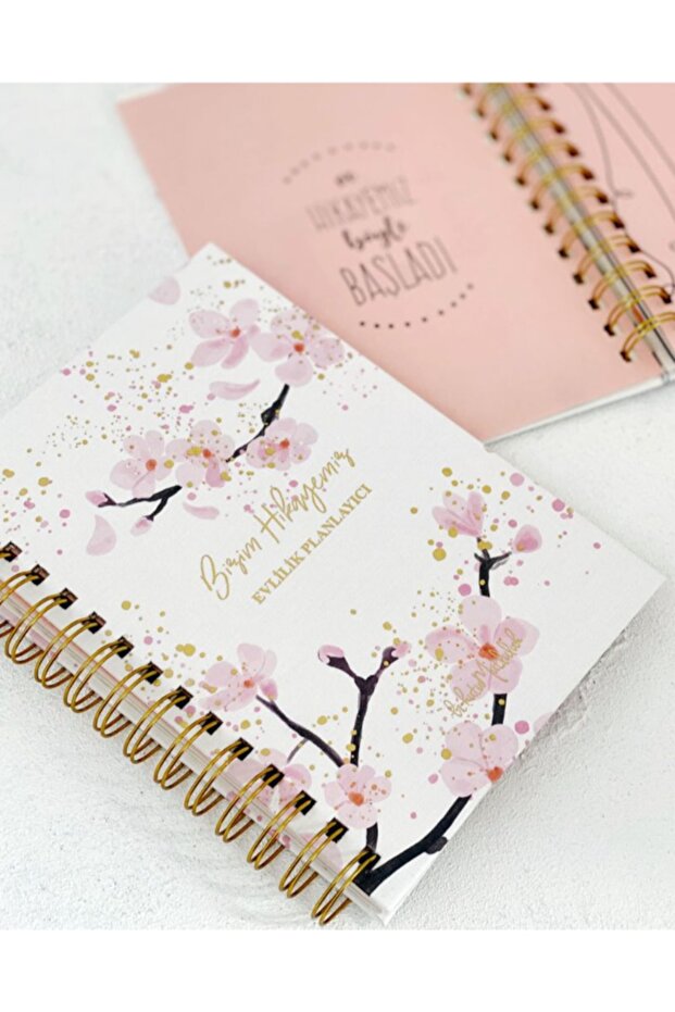 Our Story Marriage Planner / Wedding Agenda - Sakura