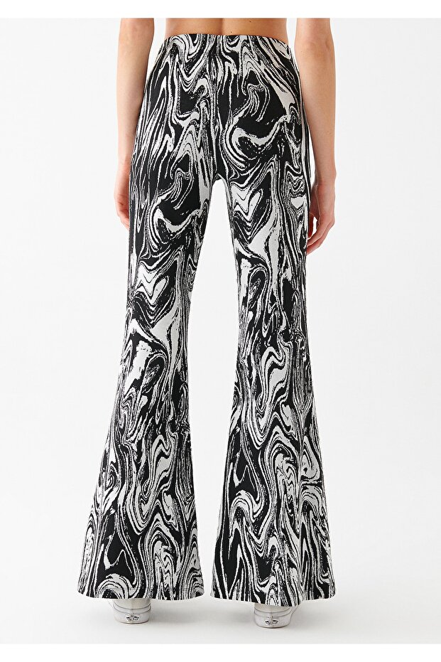 Jacquard-Hose in Schwarz und Weiß 1010244-82586 - 4