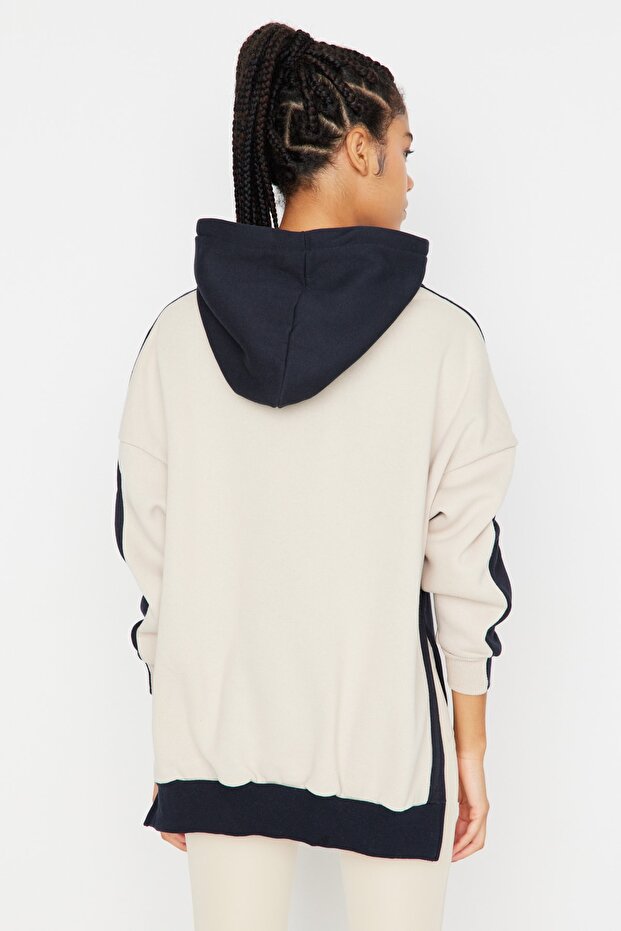 Lacivert Pamuklu Renk Bloklu Geniş Kalıp İçi Polarlı Örme Spor Sweatshirt TWOSS22SW0074 - 5